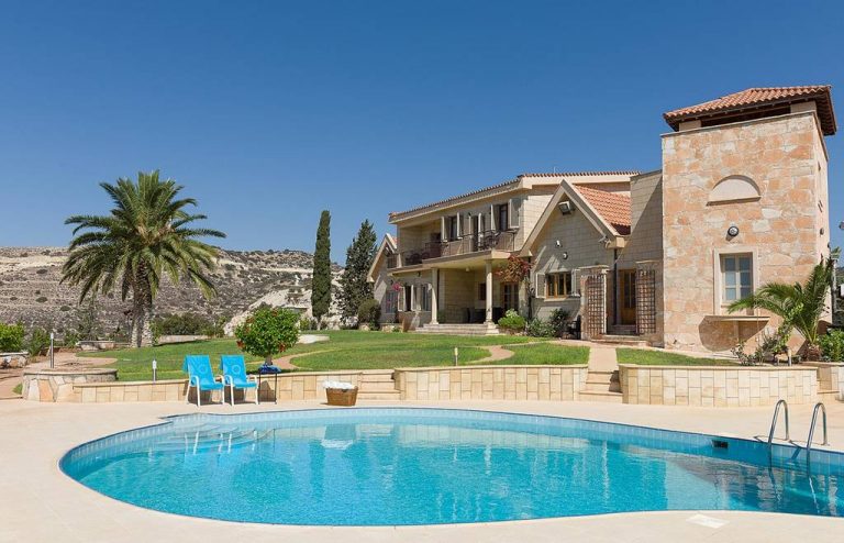 villa-800-m2-limassol-cyprus